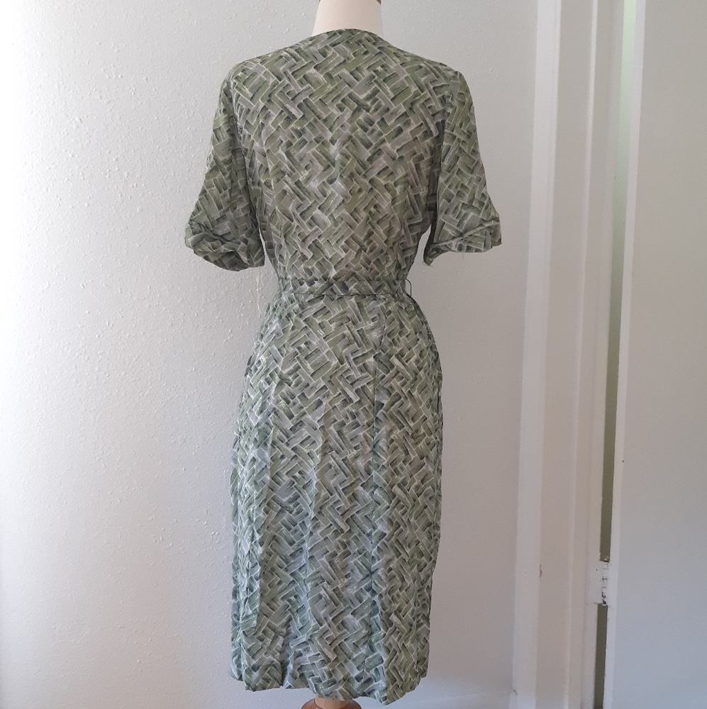 SOLD🍰NOS Vintage 40s 50s rayon dress - Picture 2 of 11